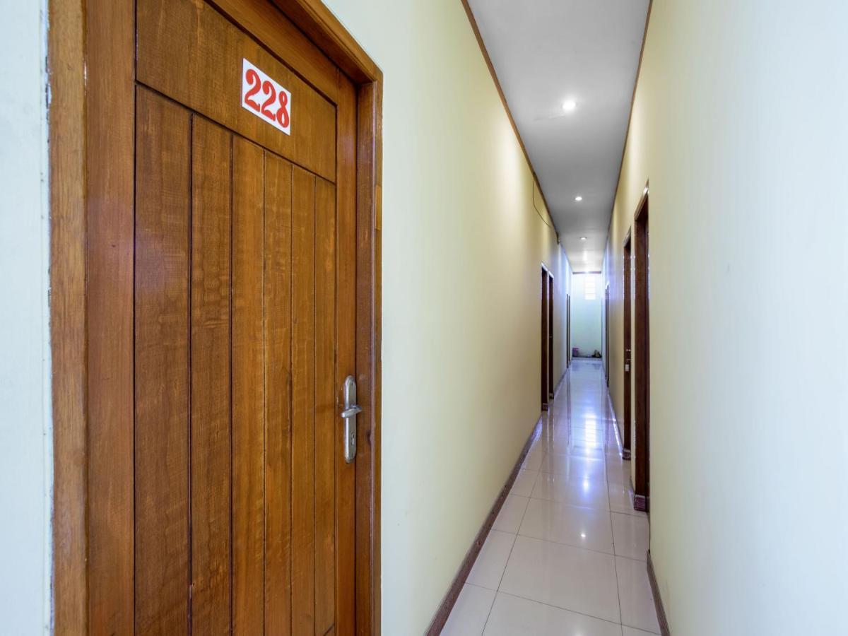 Hotel Sahabat 2 Yakarta Exterior foto